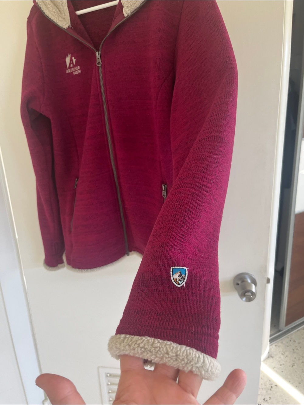 Kuhl Women's Burgundy Zip Teddy Jacket with Cream Sherpa Hood - Picture 4 of 11